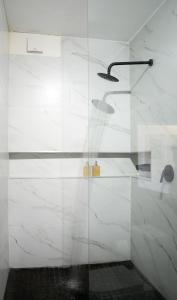 Beachfront, Amazing seaview & sunset in Sea Point