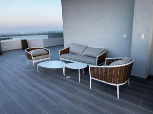 Brand new Oceanview 3 bedroom with Private Jacuzzi