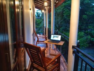SandaLuck House Ahangama
