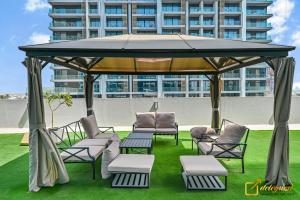 Luxury Studio in Dubai Hills by Deleguest