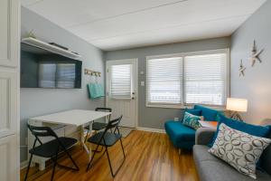 North Wildwood Condo with Pool, Walk to Boardwalk!