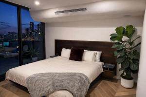 Designer Wellness Penthouse with Riverfront Terrace