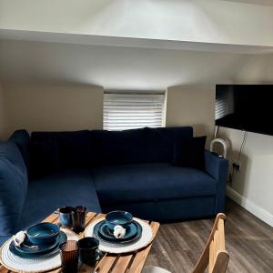 Cosy Parbold Apartment Steps form train station