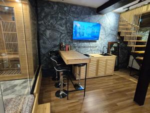 Private Home Sea and Europe Sq