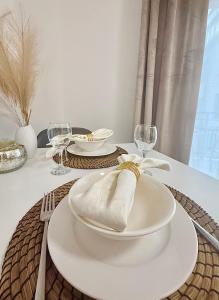 Rita Apartments G- Free Parking & Balcony