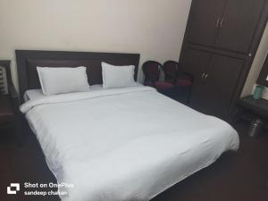 Saalak Lite Social Palace ukhimath