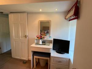 Foxes Reach - nrTintern Wye Valley hot tub EV