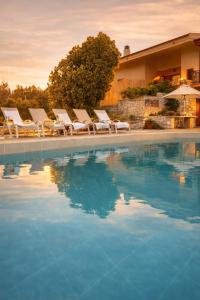 Wine & Vineyard Retreat Emarmene