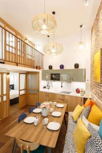 1st district Louvre Notre Dame 8 guests - AC