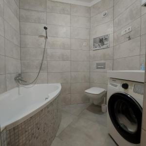 Центр,дитяче містечко Казка