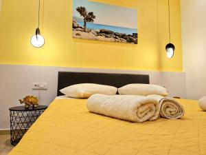 Yiannis apartment