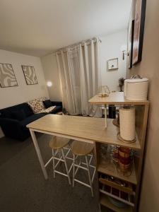 Cozy Wellington-Studio near Arras station and center