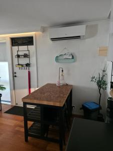 Quiet, Peaceful Northcote Unit