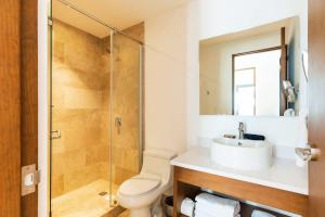 Luxury 1BR in Serenada Building