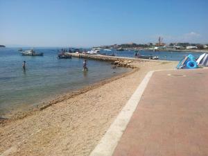 Holiday house with boat mooring