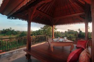 Bonato Home Campound