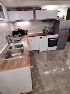 Villa basement Apartment