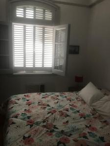 Close to Obelisk 2 bright and quiet