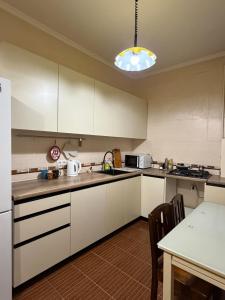 Подобово пів будинку