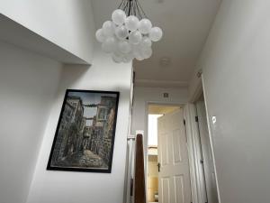 Light and Cosy 3 Bed Peckham Duplex & Office