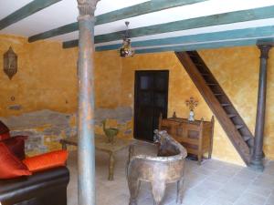 B&B / Chambres d'hotes Mas du Puits d'Amour : photos des chambres