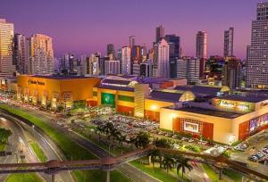 Flat Completo a 300m do Salvador Shopping