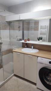 T2 meublé à 300m de la mer