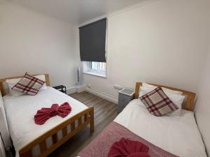 Blackpool - Apartment - Sleeps 6- Coastal Stay