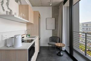 Best Value Premium Studio in Sea Point