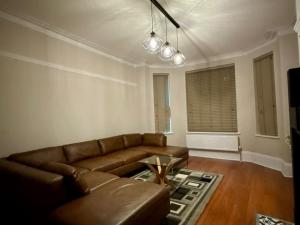Large Luxury 4 bedroom home with parking