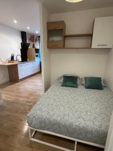 Besançon- suite Vauban-Groupes Pro et famille