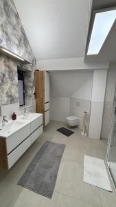 Eigenes Zimmer in der Nähe des Tollensesees