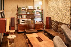 The BASE INN TERADACHO