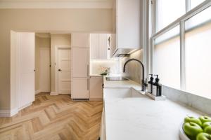 Waterfront Apartment Harbourside