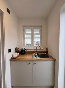 Contemporary Village Hideaway