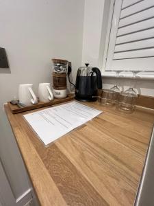 Contemporary Village Hideaway