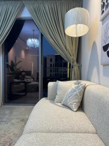 ZED Towers Luxury - 2Bed - Maid Room - Open View - Free Parking
