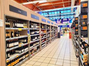 Luxury Resort Style Bungalow House Keeper Pool Breakfast Free Parking