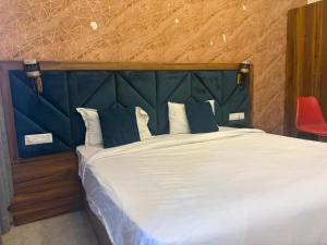Grand View Hotel