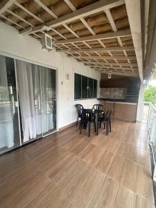 Casa com piscina em Saquarema 2km da praia Ideal para família