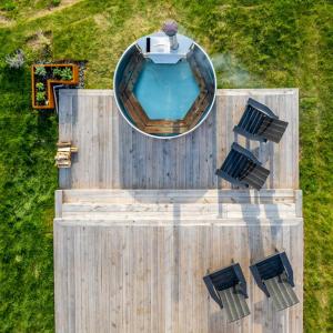 Cedar - Luxury Oceanview Cottage with Hot Tub & Private Beach Access near Cabot Trail