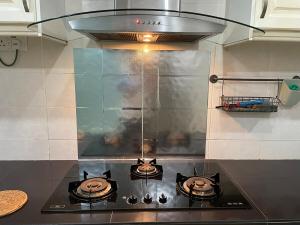 Cozy 4BR House with Balcony in Shah Alam