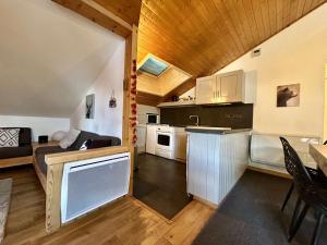 Duplex 3 Pièces, 6 Pers., Parking, Sud, La Salle-les-Alpes - FR-1-330F-251