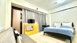 One Palm Tree Villas at Newport, Near NAIA T3