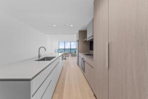 Salt and Sand 2 Bedroom Ocean View Apartment