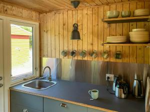 Red Wooden House With Spa Near Knudeklinterne