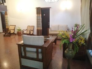 Wicks Backpackers Lodge - Peaceful Quality stay, Walk to the Historic Galle Dutch Fort and the beach