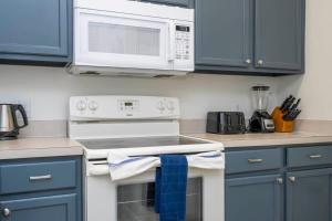 Marvelous 3Bd w Jacuzzi at Terra Verde Resort 4757