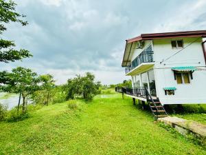 LEOPARD One Villa