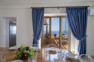 Villa Torretta and Pool and Lift